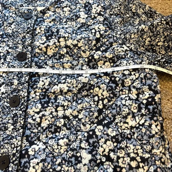 J. Jill Blue Floral Cotton Quilted Button Front Jacket Women’s Medium Cozy Artsy - Picture 7 of 9